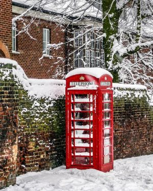 HD Telephone Booth Wallpaper