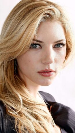 Background Katheryn Winnick Wallpaper