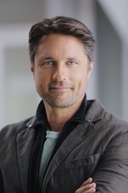 Martin Henderson Wallpaper