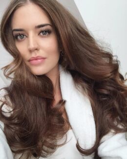 Clara Alonso 2021 Wallpaper