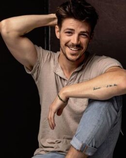 Grant Gustin Wallpaper