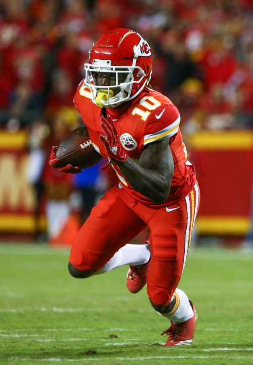 Tyreek Hill Wallpaper - EnWallpaper