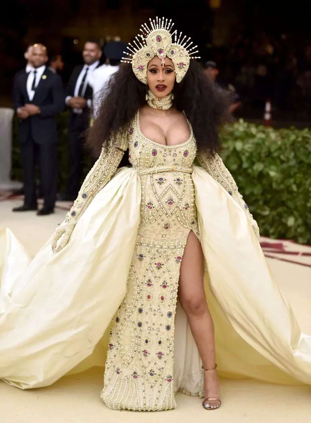 Background Cardi B Wallpaper