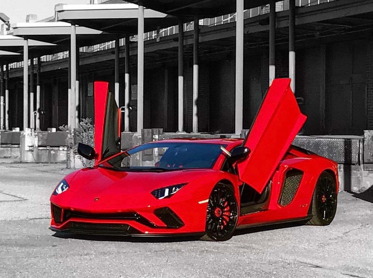 Background Lamborghini Wallpaper