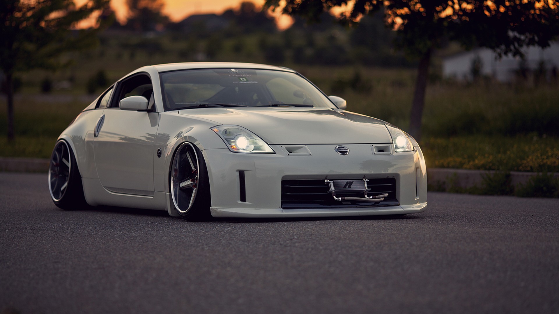 Background 350Z Wallpaper