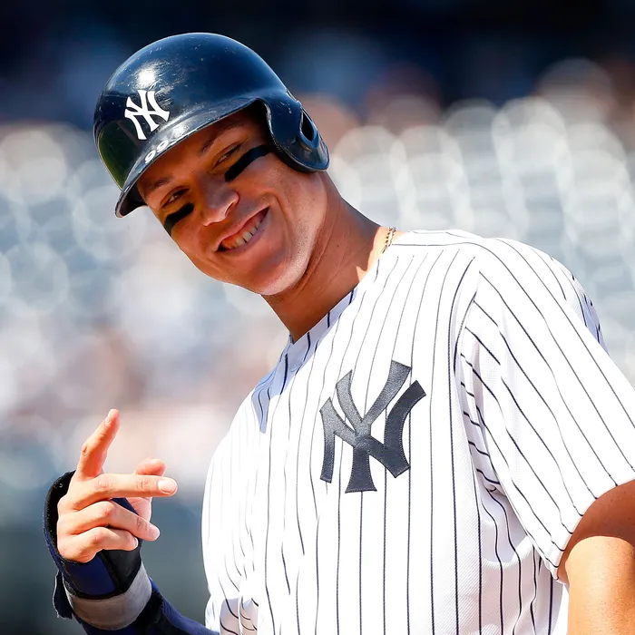 Background Aaron Judge Wallpaper