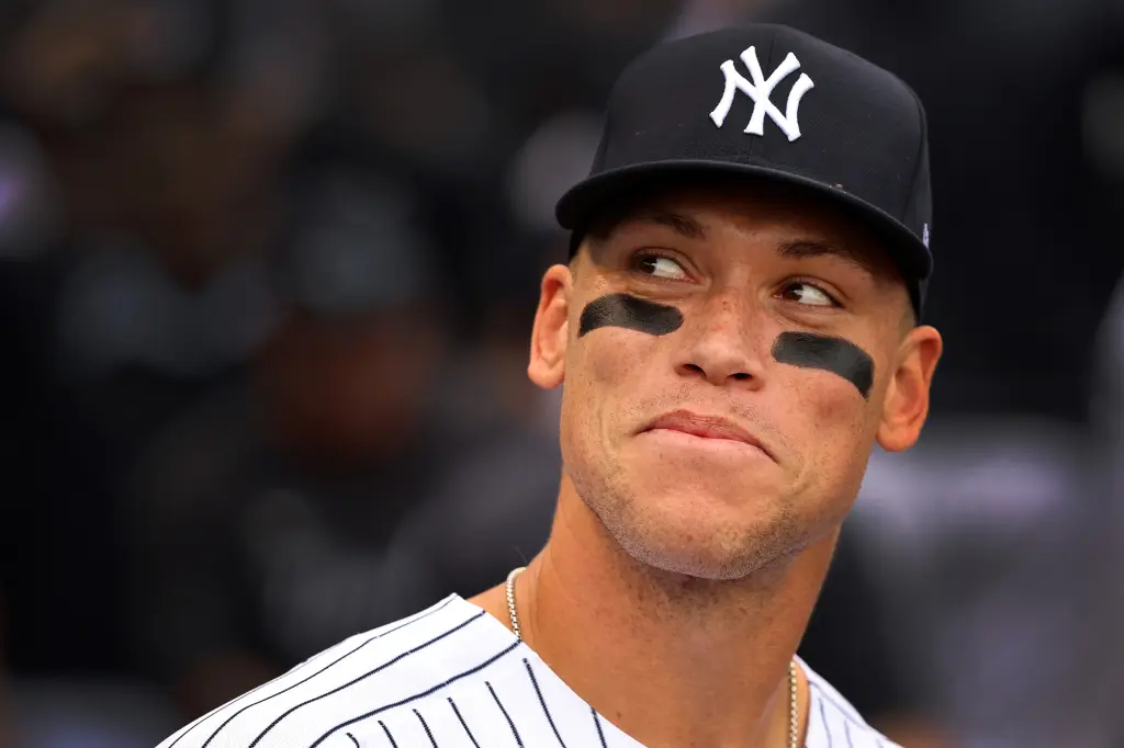 Background Aaron Judge Wallpaper