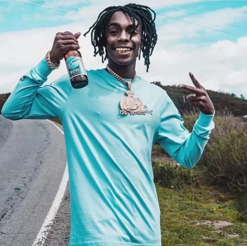 Background YNW Melly Wallpaper