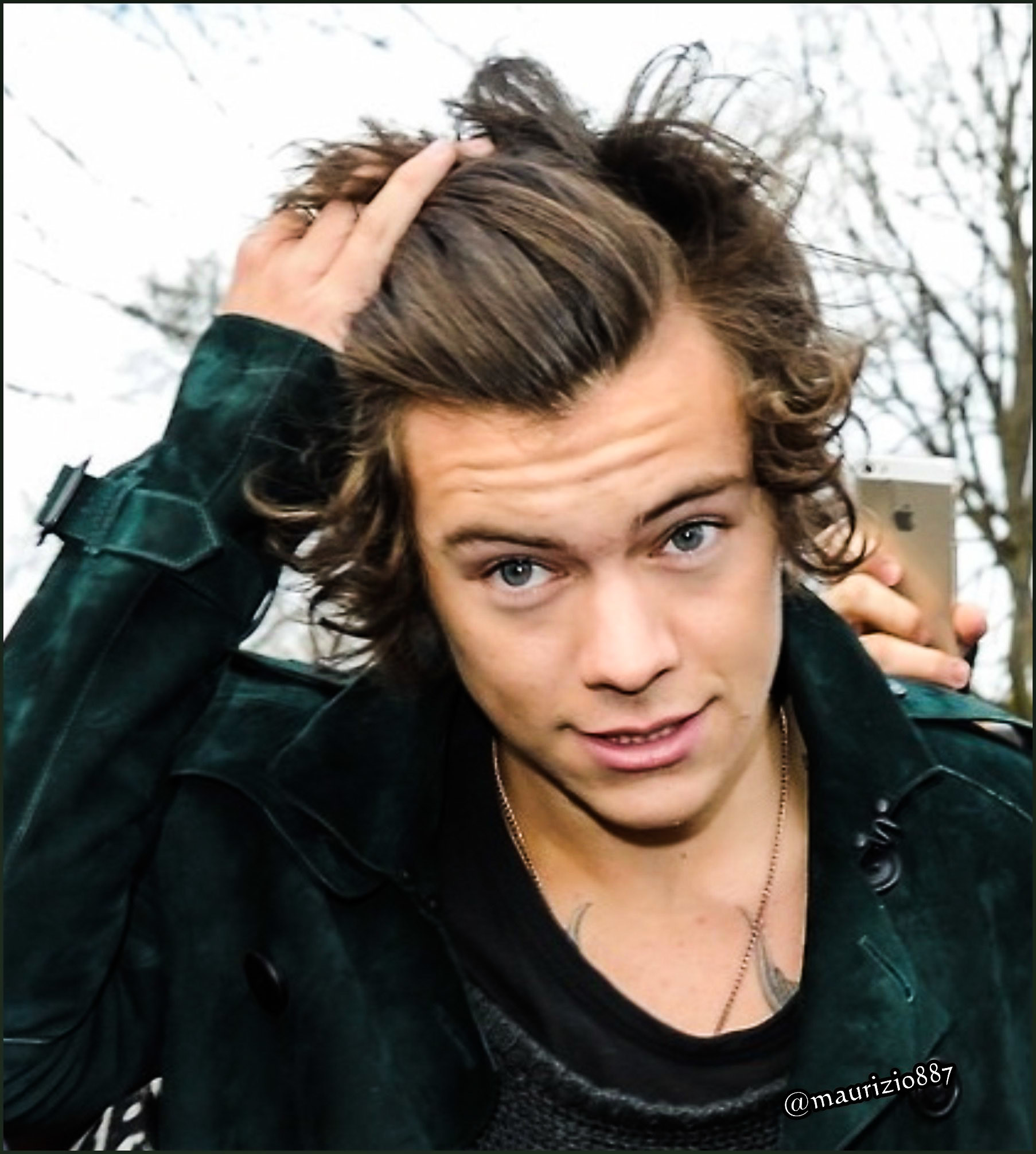 Background Harry Styles Wallpaper