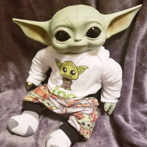 Background Baby Yoda Wallpaper