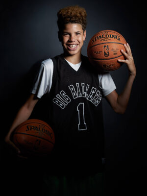 Background Lamelo Ball Wallpaper