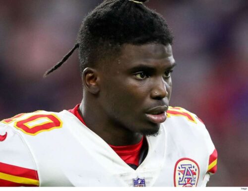 Tyreek Hill Desktop Wallpaper