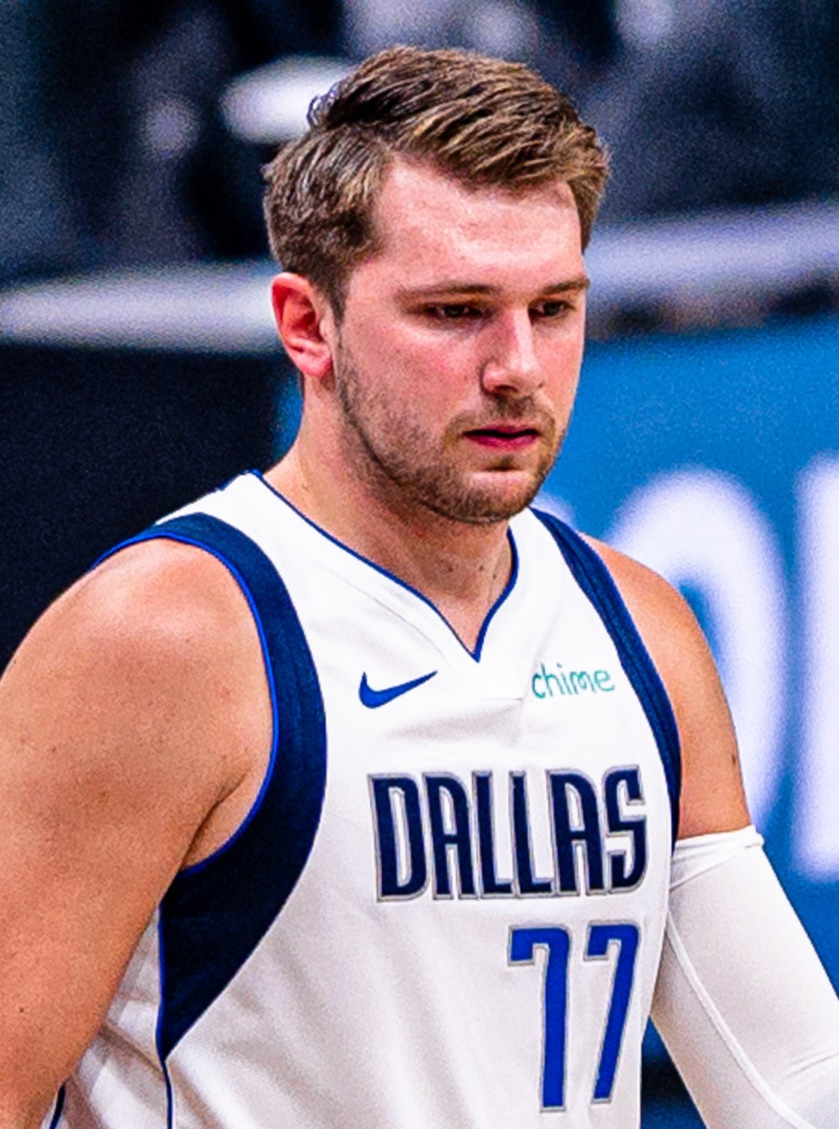 Background Luka Doncic Wallpaper