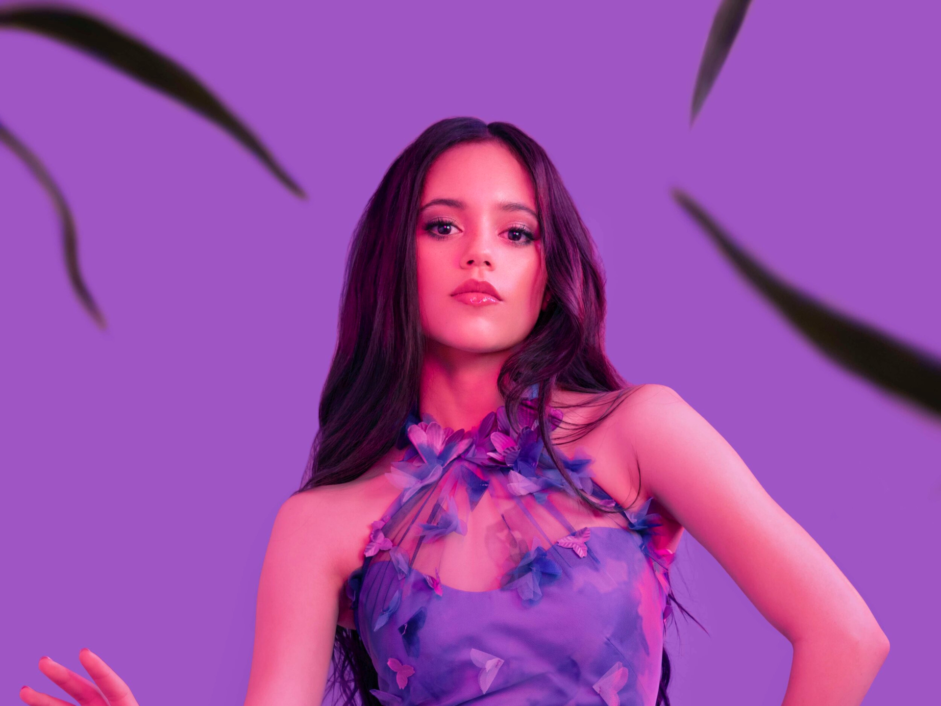 Jenna Ortega Desktop Wallpaper