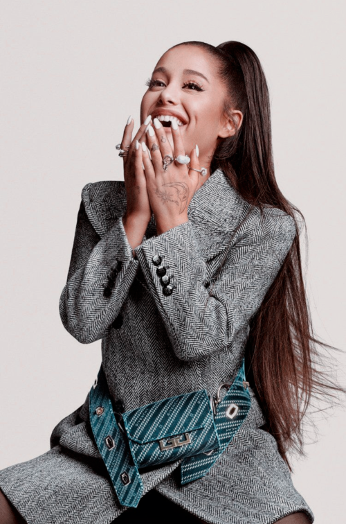 Background Ariana Grande Wallpaper