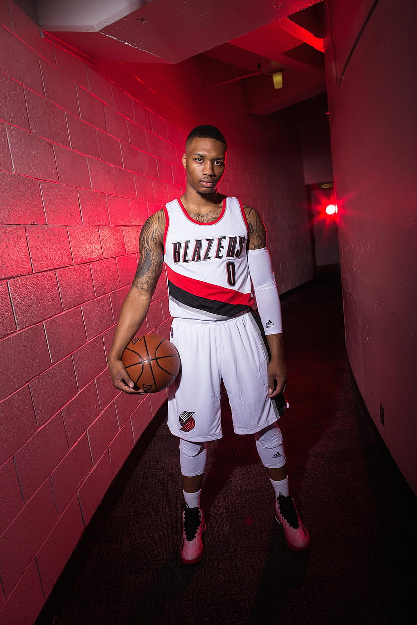 Background Damian Lillard Wallpaper