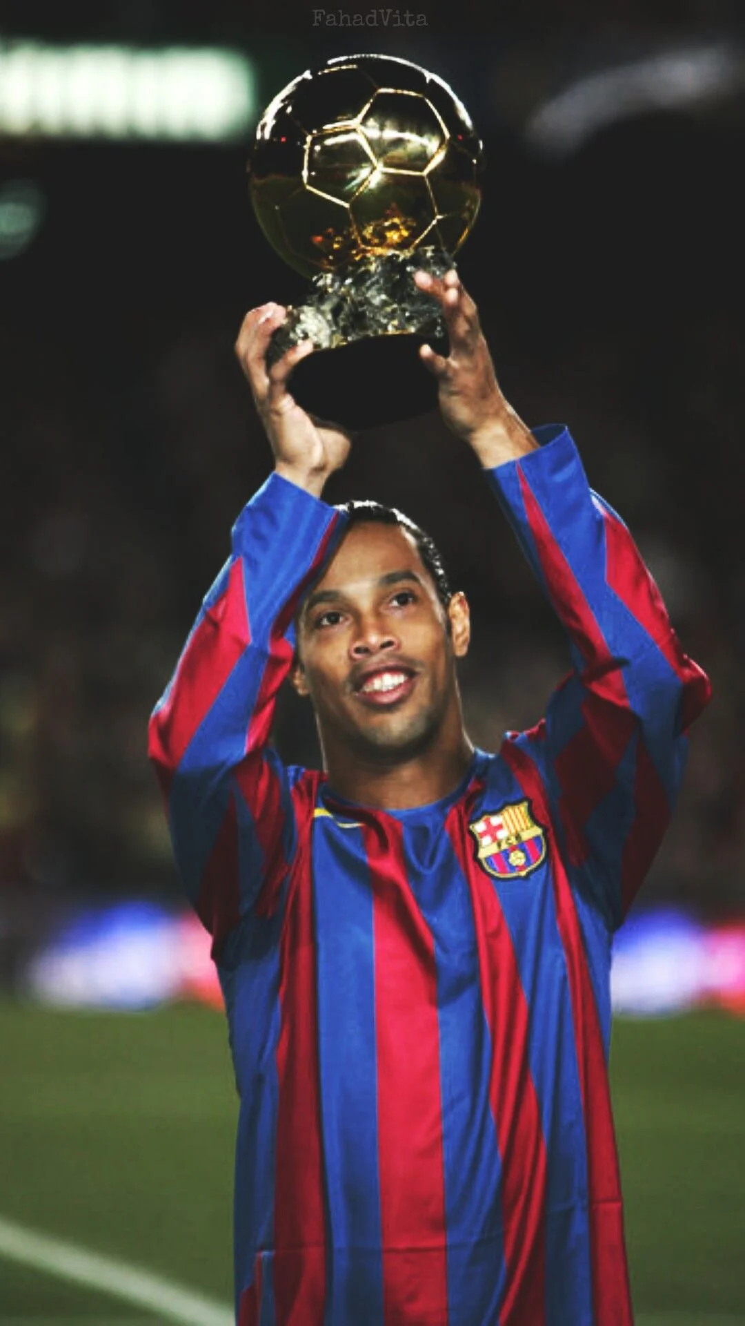 Background Ronaldinho Wallpaper