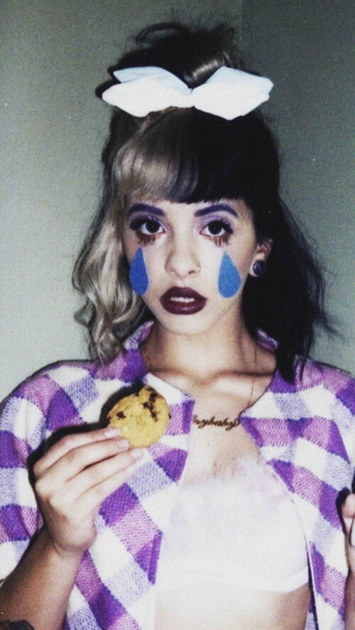 Background Melanie Martinez Wallpaper