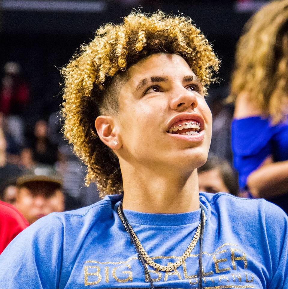 Background Lamelo Ball Wallpaper