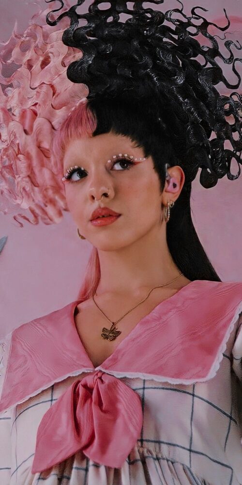 Background Melanie Martinez Wallpaper