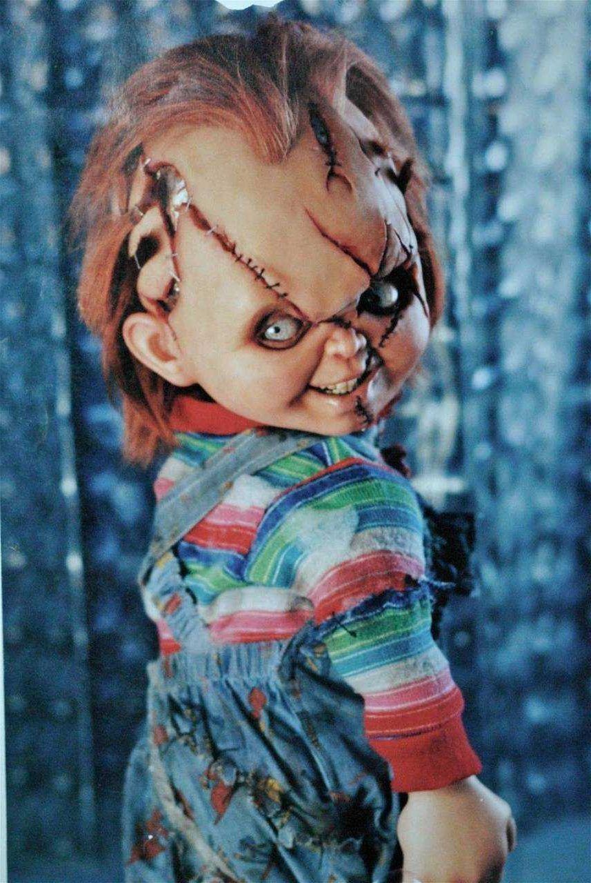 Background Chucky Wallpaper