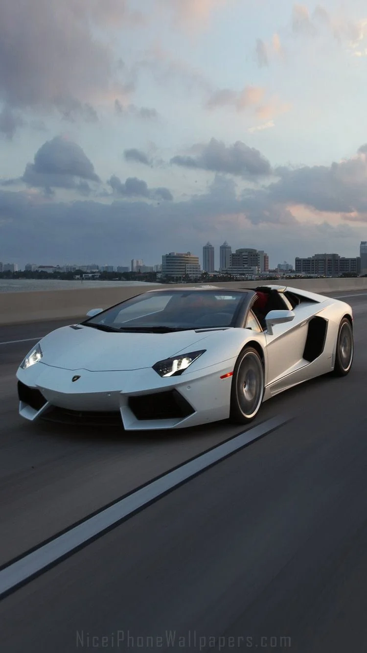 Background Lamborghini Wallpaper