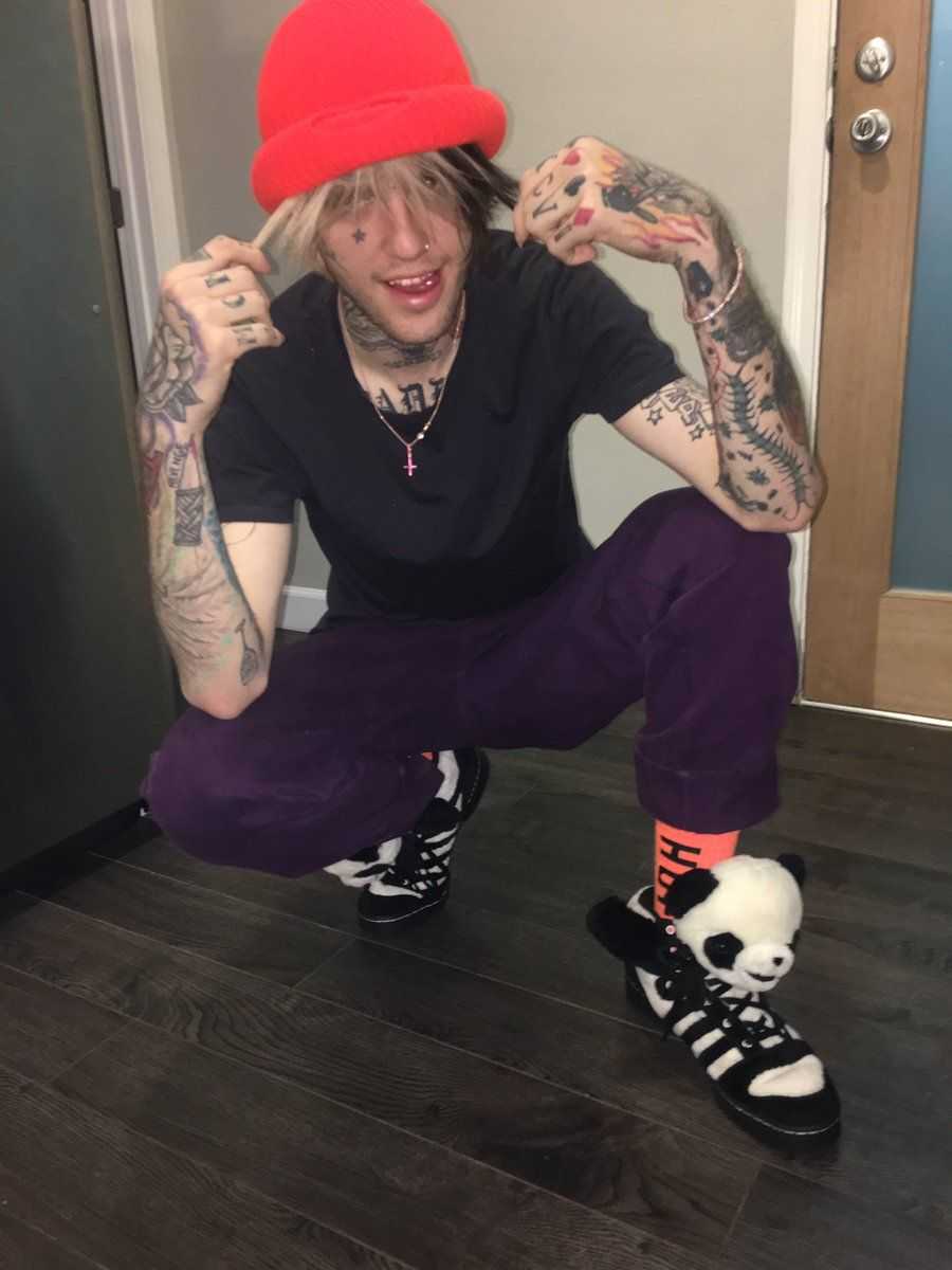 Background Lil Peep Wallpaper