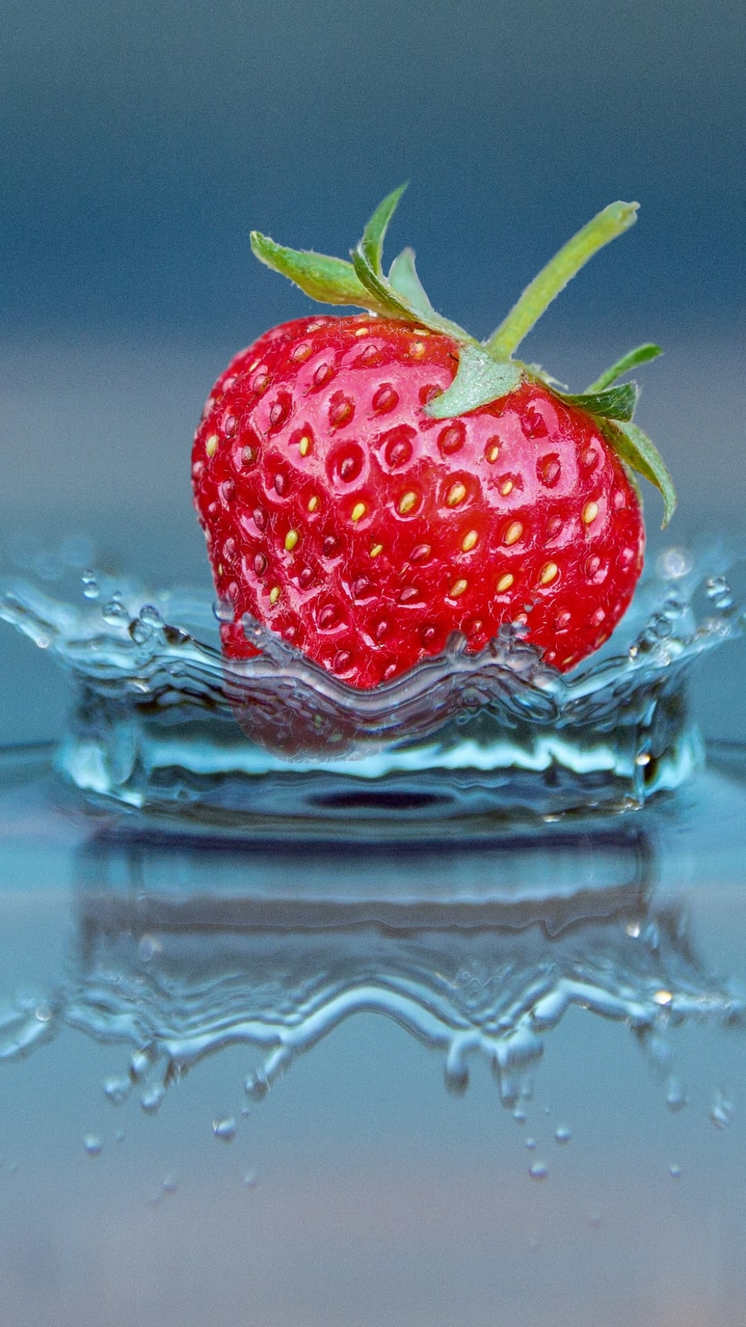 Strawberry Background Wallpaper