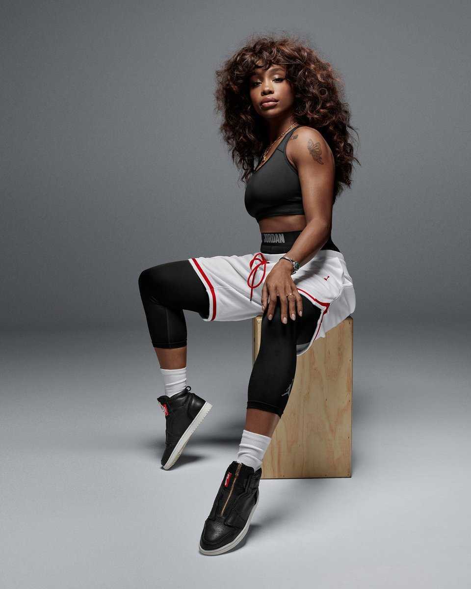 Background SZA Wallpaper