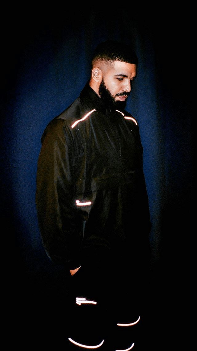 Background Drake Wallpaper