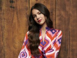 Background Olivia Rodrigo Wallpaper